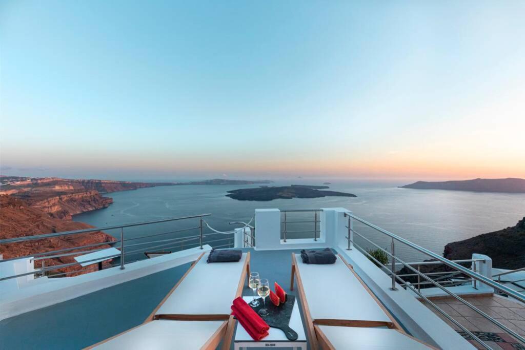Calderas Hug & Panoramic Sea View - 3 Lux Suites イメロヴィグリ エクステリア 写真